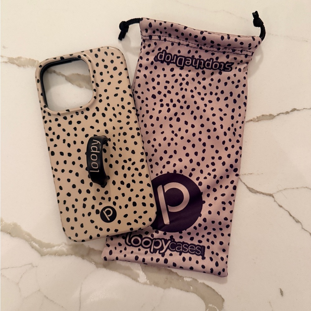 LoopyCases Spotted Phone Case with Pouch